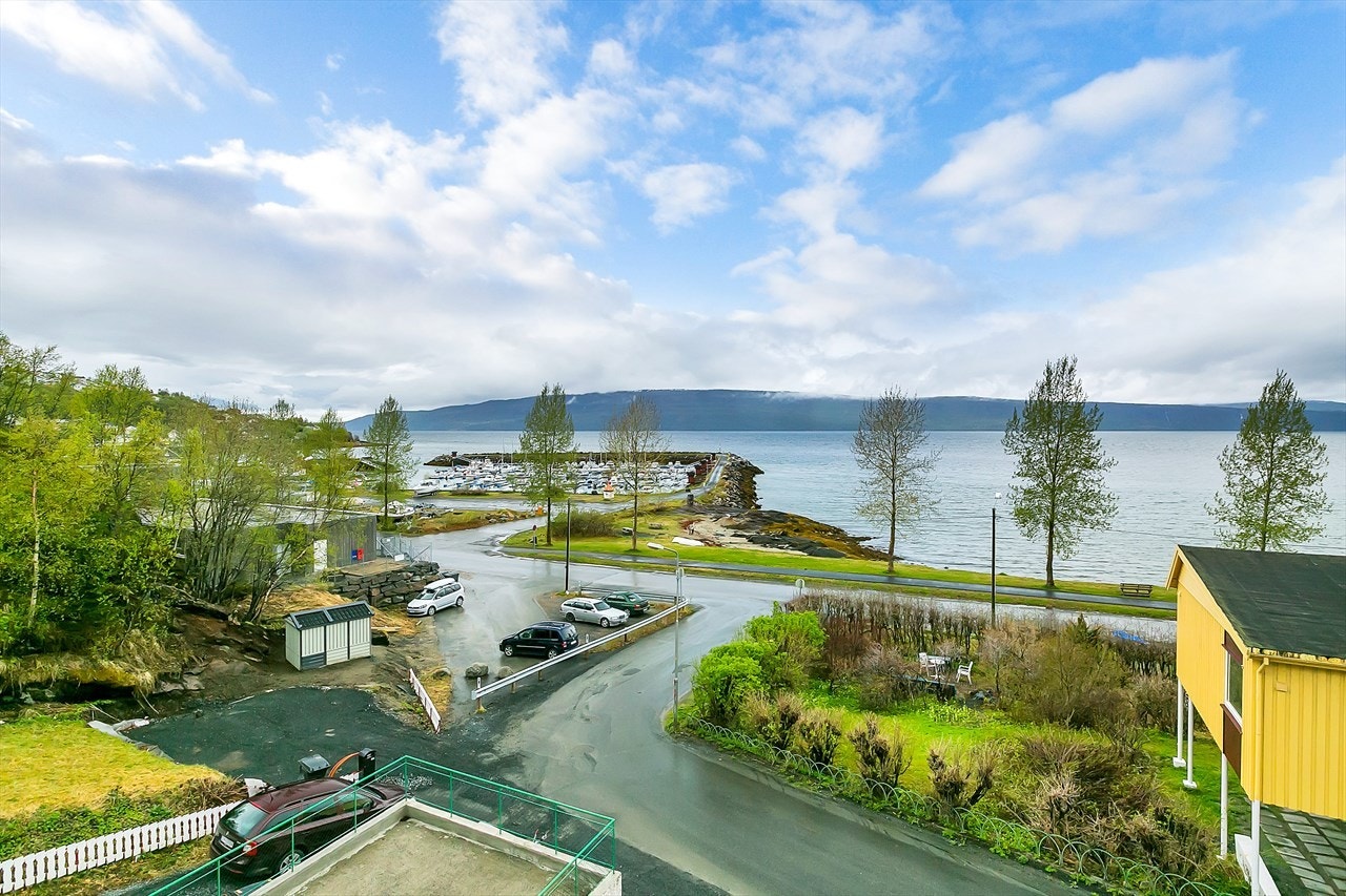 Utsikt fra balkong - soverom 1 Galleribilde