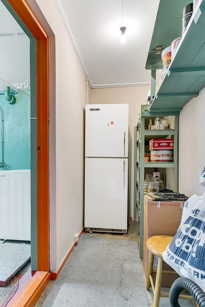 Underetasje - bod Galleribilde