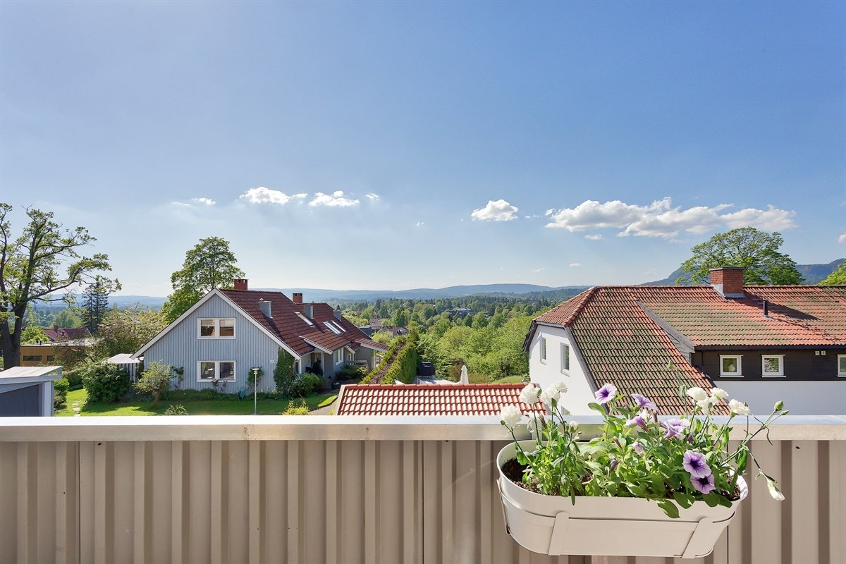 Utsikt fra balkongen. Galleribilde