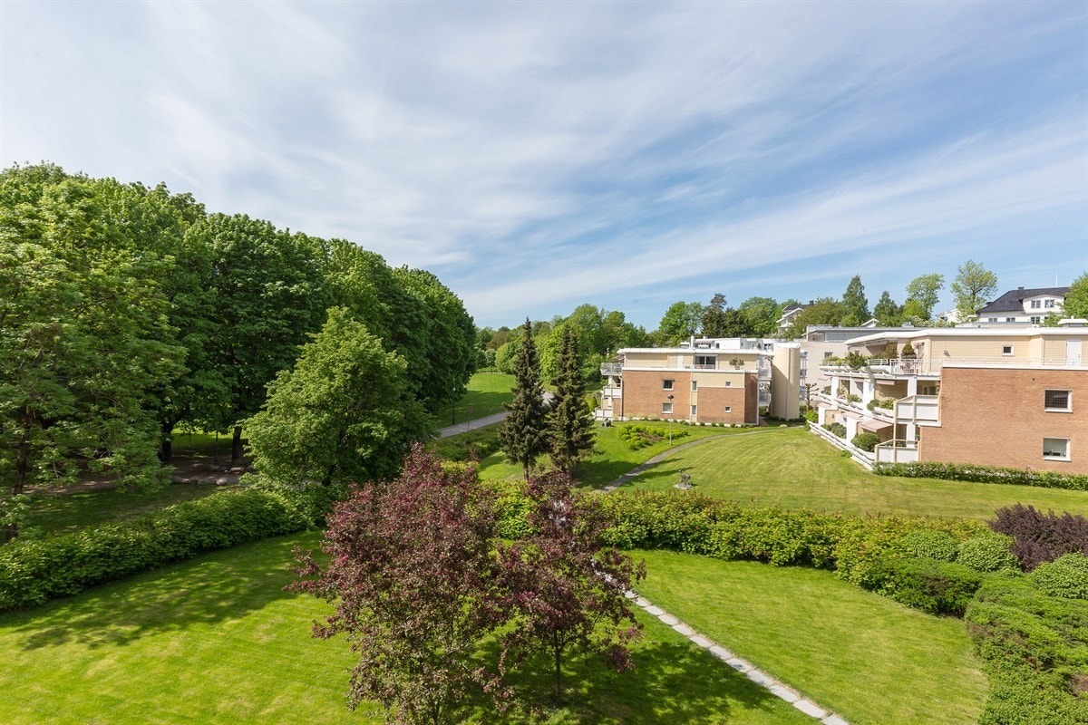 Hyggelig utsyn fra balkongen Galleribilde