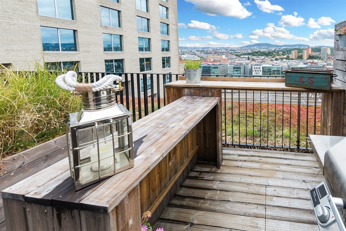 Her går sol allerede opp 04.00 og forsvinner rundt 19.00 på sommeren Galleribilde