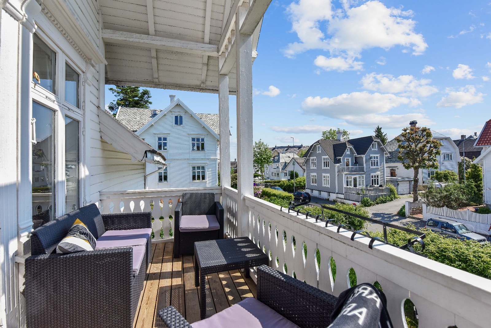 Solrik Balkong Galleribilde