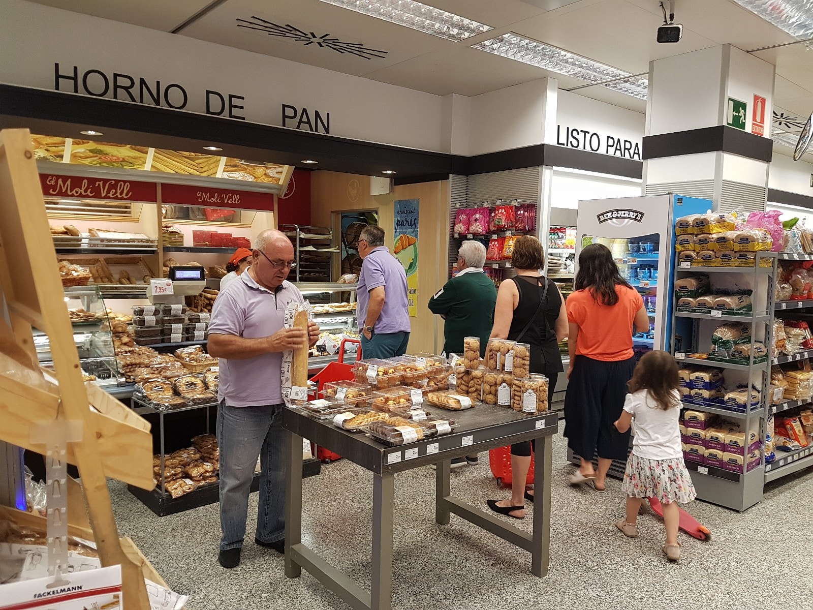 Ferske brødvarer hver dag Galleribilde