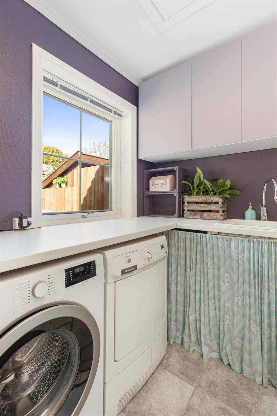 Vaskerom. Galleribilde