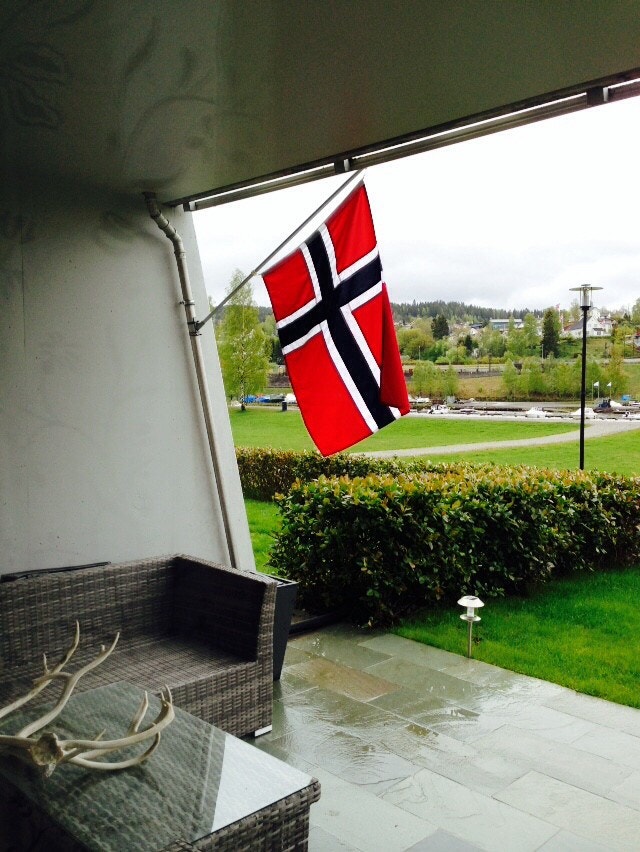 Terrasse med hage Galleribilde