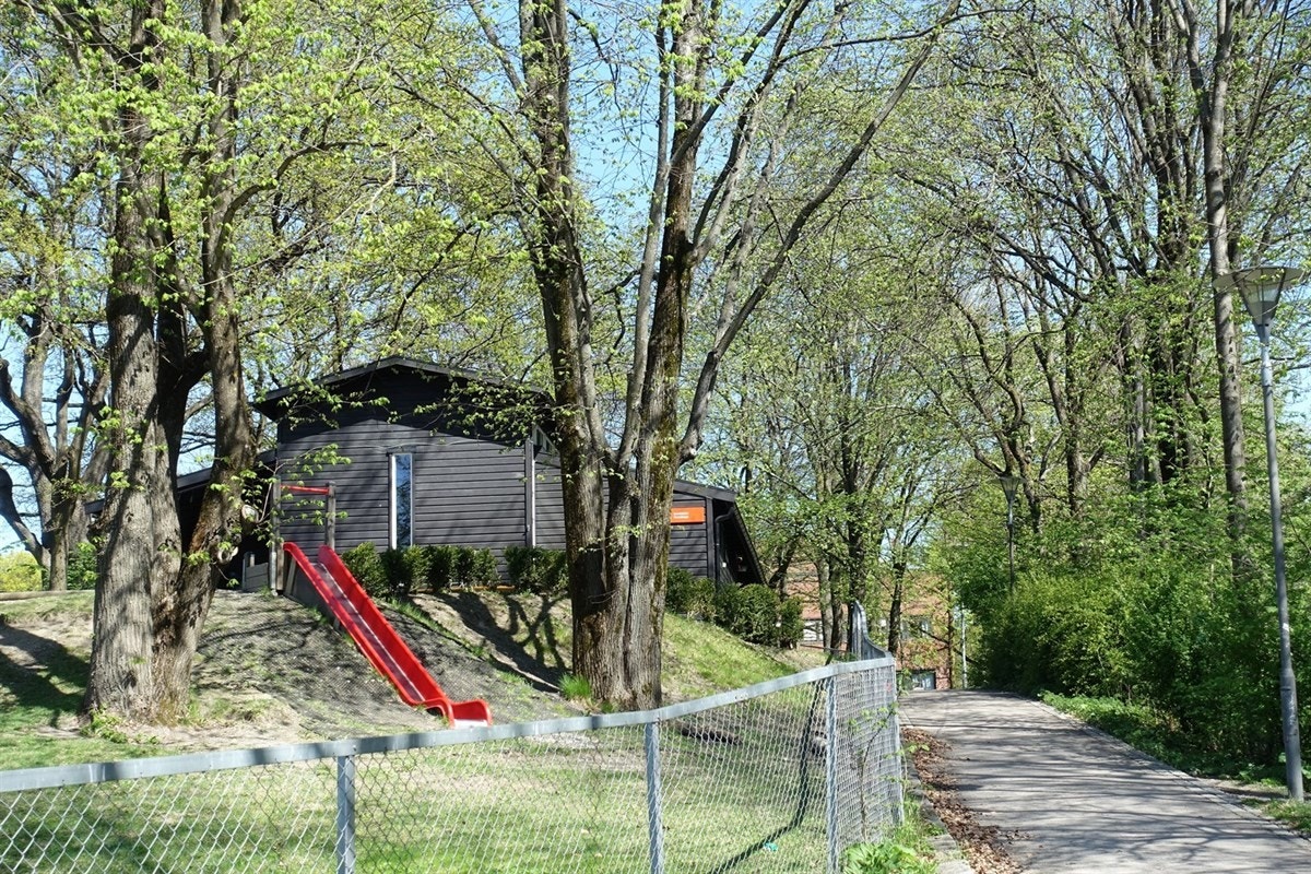 Kort vei fra leiligheten ligger denne koselige barnehagen. Galleribilde