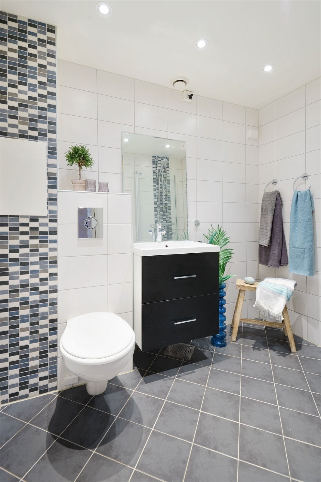 Delikat bad fra 2014 som ble pusset opp i regi av borettslaget Galleribilde