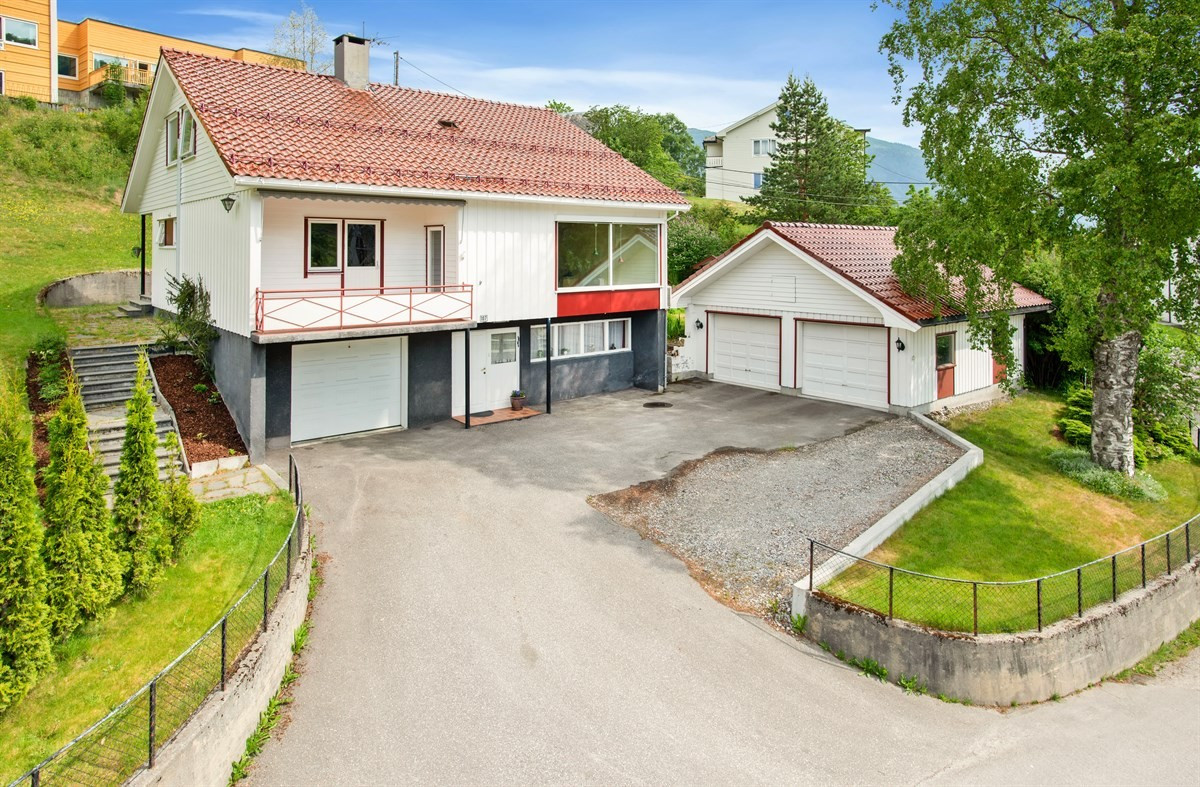 Velkommen til Storgata 107.