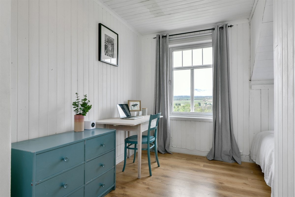 Godt inntrykk av rommene, der det er god størrelse og hvite farger. Galleribilde