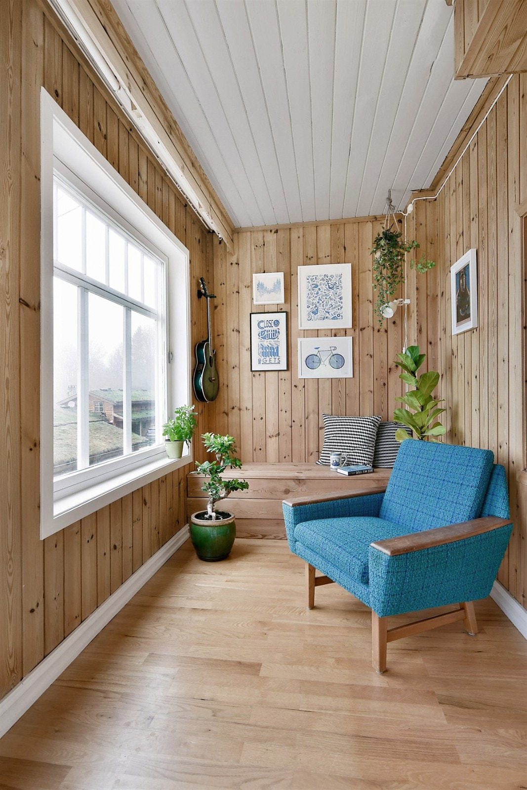 Fin sittegruppe ved kjøkken. Galleribilde