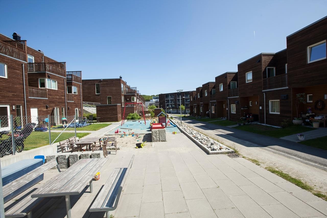 Boligområdet er utformet med fokus på barnevennlighet og trivsel med flotte grøntområder og lekeplasser Galleribilde