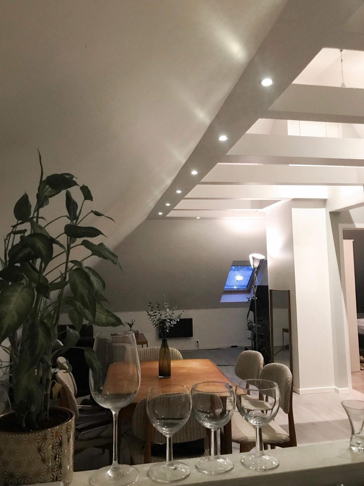 Stue, fra kjøkken Galleribilde