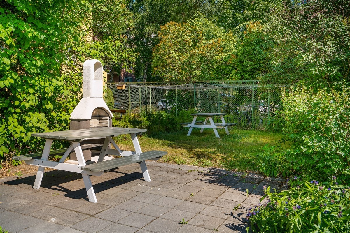 Borettslaget har også en hyggelig grillplass i bakgården. Galleribilde