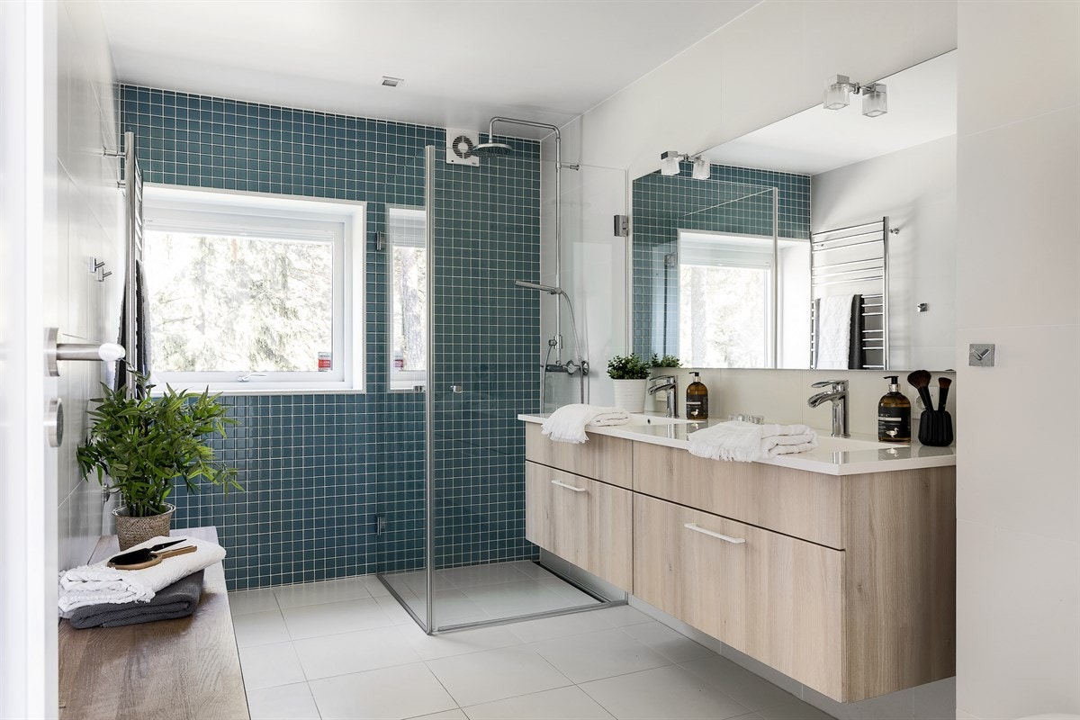 Bad til barnerommene i 2. etasje Galleribilde