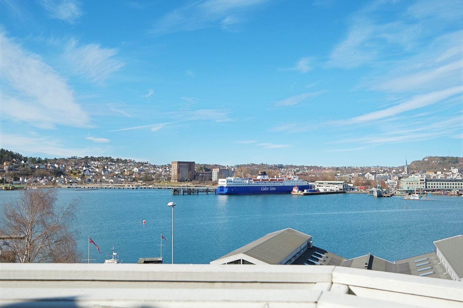 Panorama og sol til aller siste stråle Galleribilde