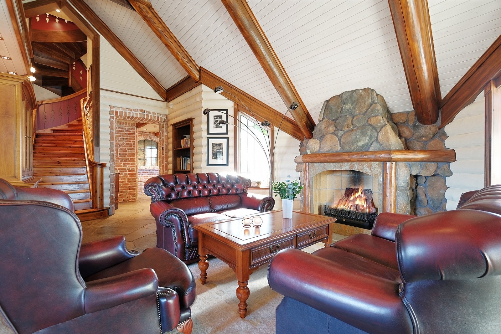 Dette er hallen! Gir både deg og gjester en god opplevelse når man kommer inn! Galleribilde