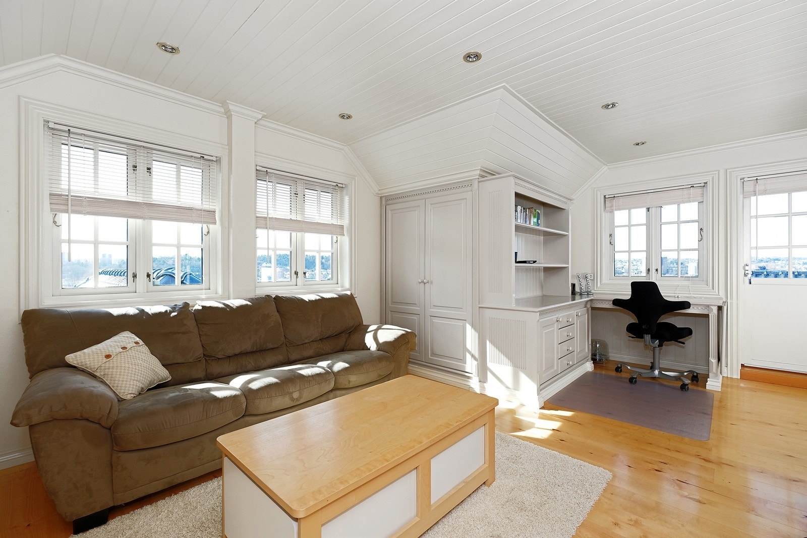 Egen ungdomsavdeling i øverste etasje Galleribilde