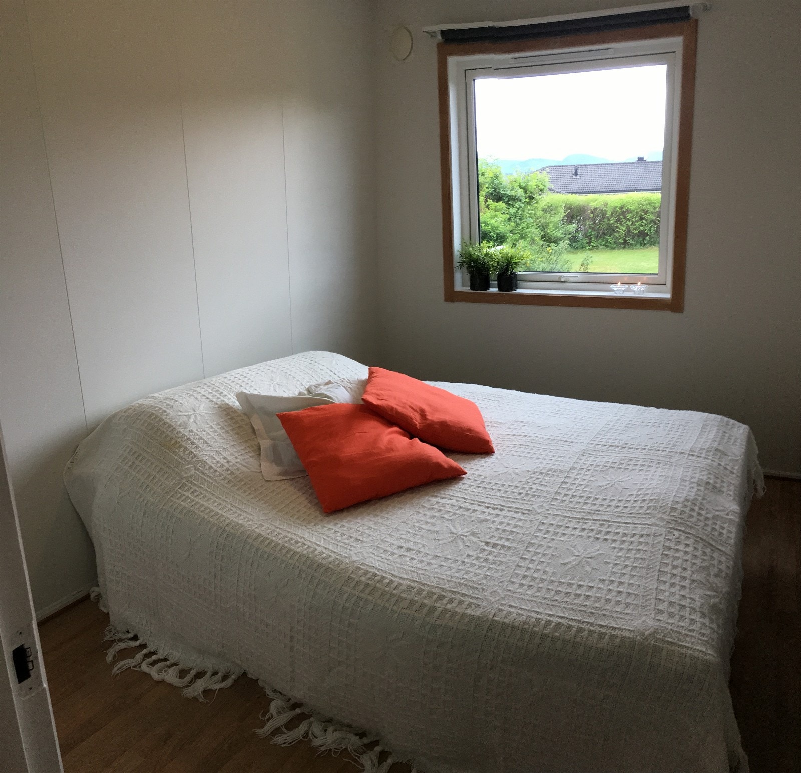 Soverommene vender ut mot rolige og fredlige omgivelser. Galleribilde