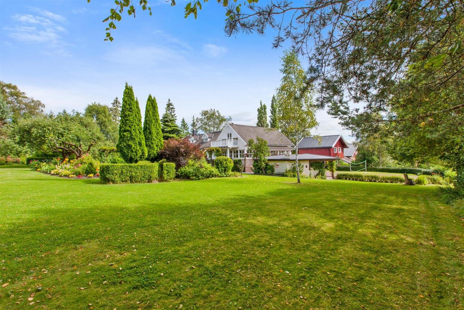 Hagen er praktfull og rommer alt du kan drømme om. Galleribilde