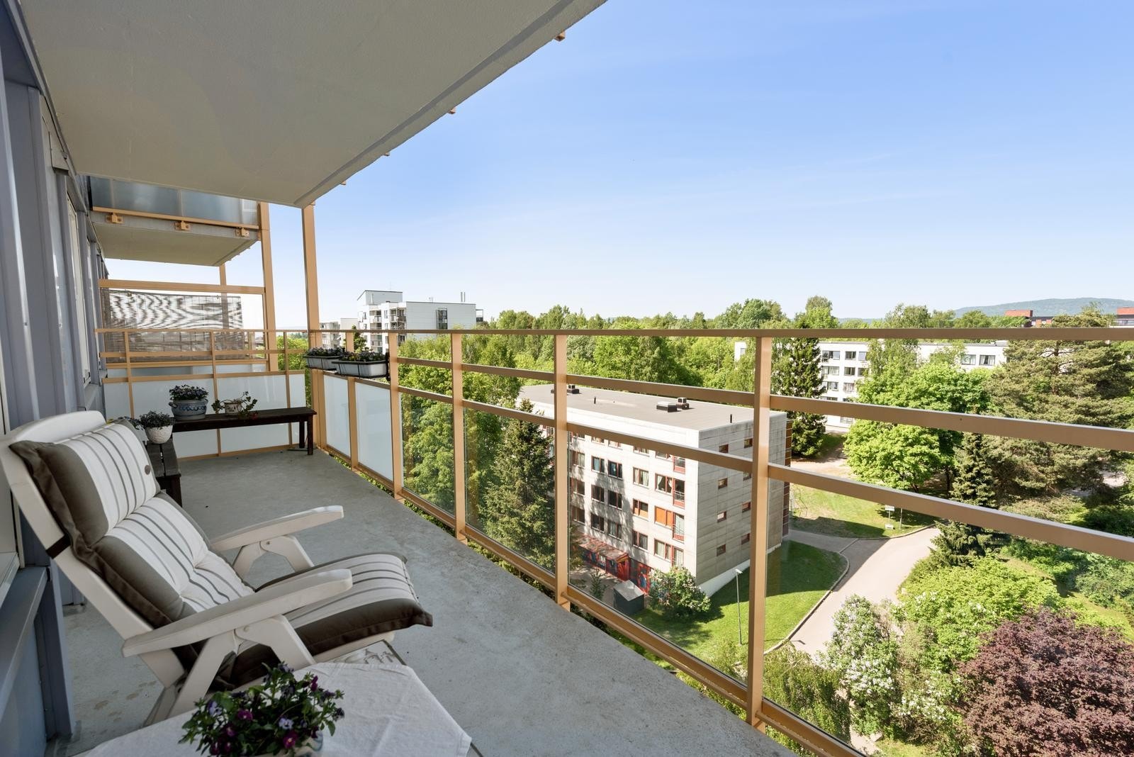 Velkommen til Hovseterveien 96, presentert av Emilie Hamansen i EiendomsMegler 1 Gamle Oslo Galleribilde