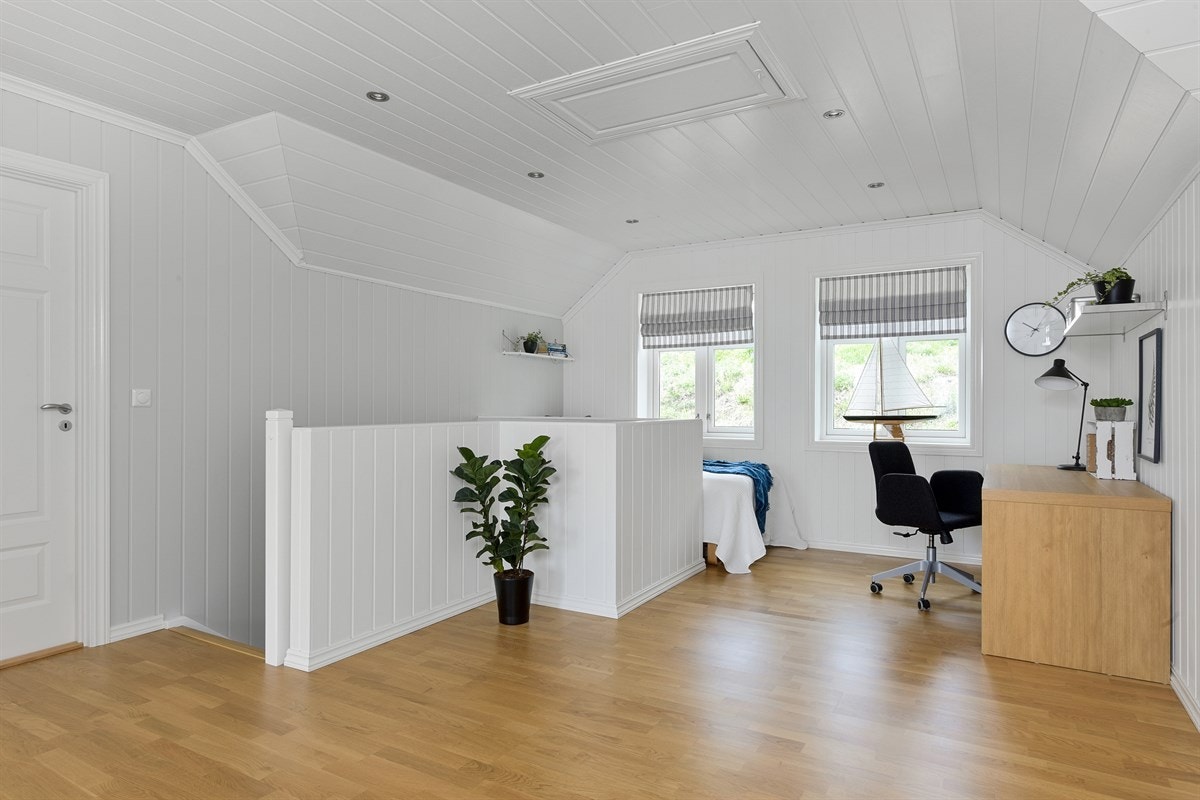 Husets størrelse og planløsning gir mulighet for å lage to ekstra soverom etter behov. Galleribilde