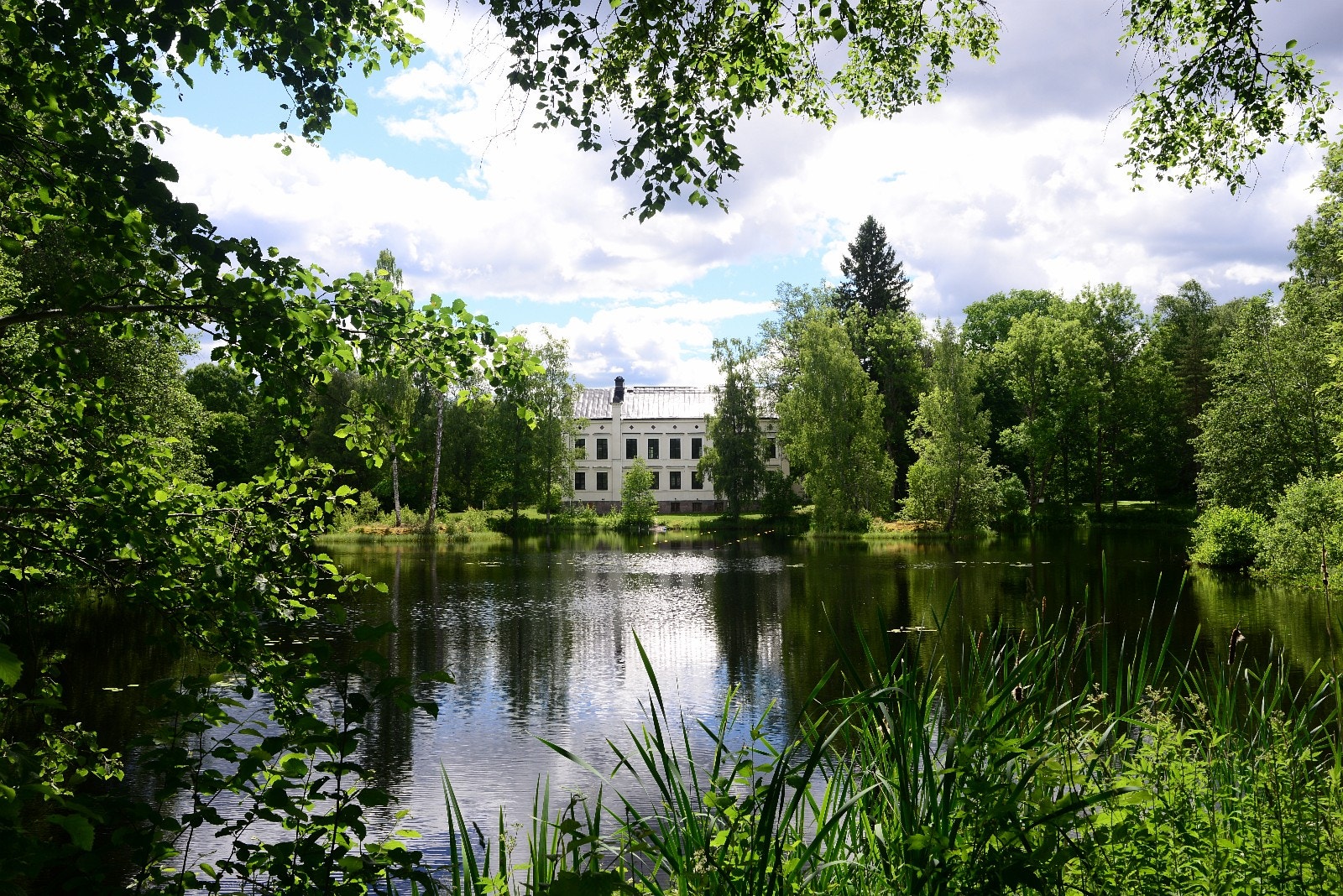 Nordre del av innsjøen Galleribilde