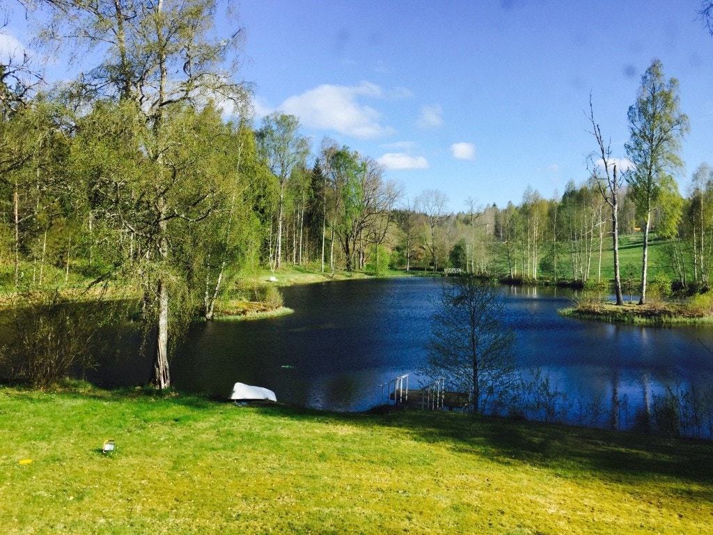 Innsjø med bademuligheter Galleribilde