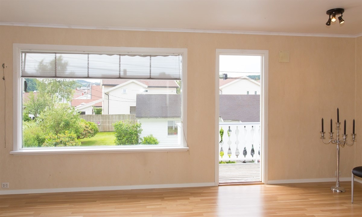 Stue m/utgang veranda Galleribilde