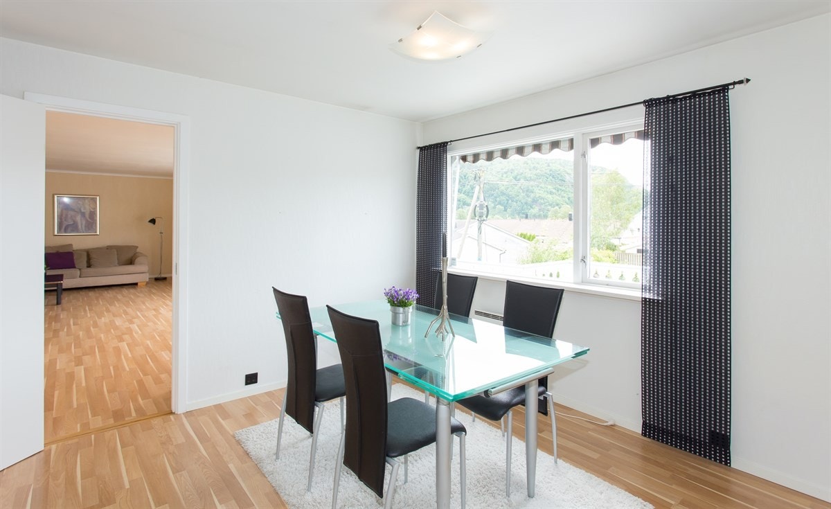 Kjøkken - spiseplass Galleribilde