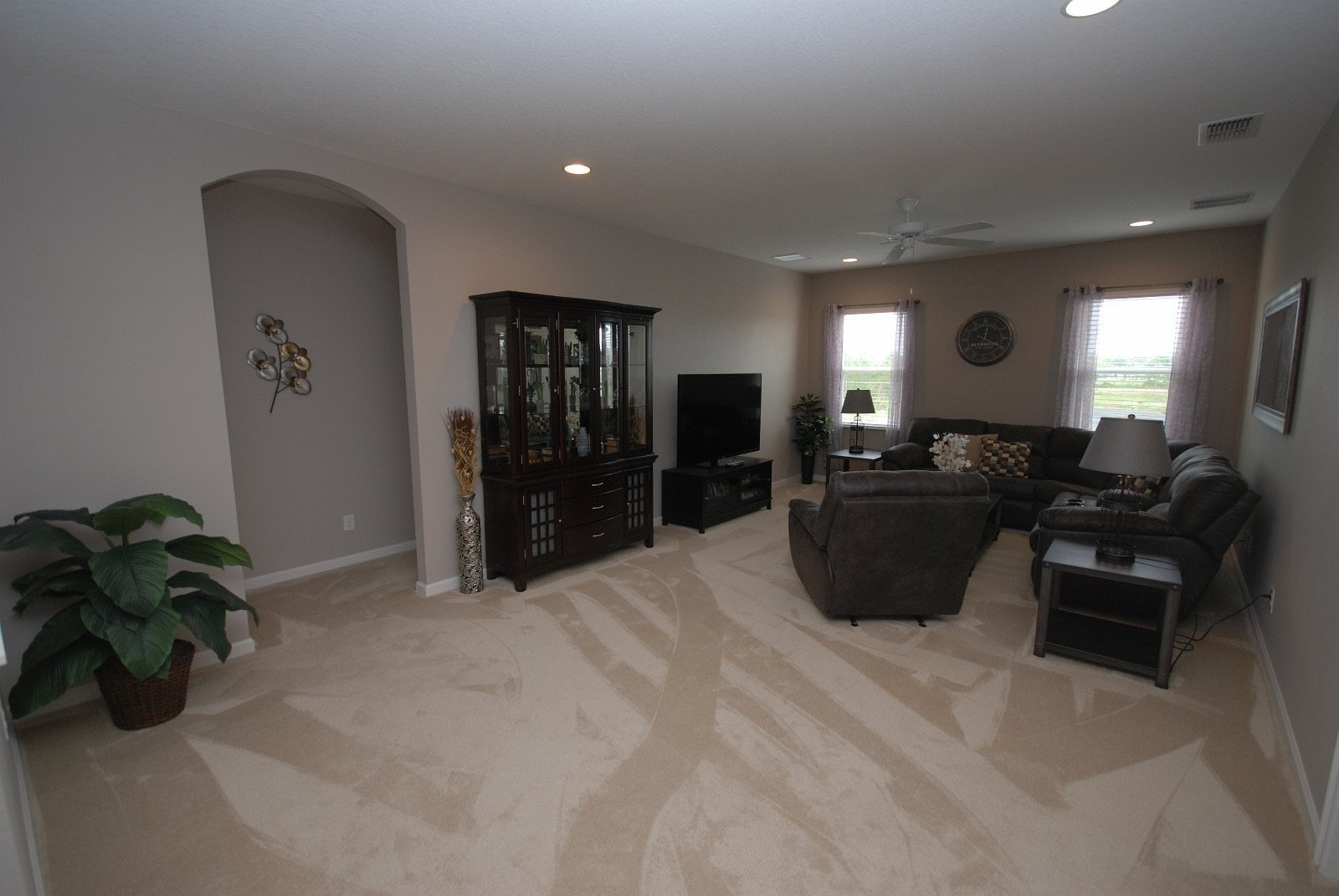 Sofagruppe med stress-less funksjon. Galleribilde