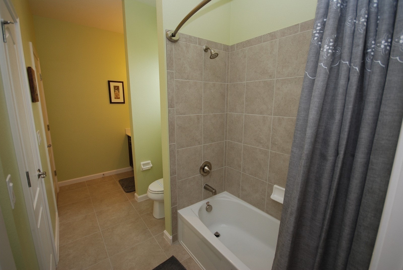 Bad med badekar/dusj til Twin Galleribilde