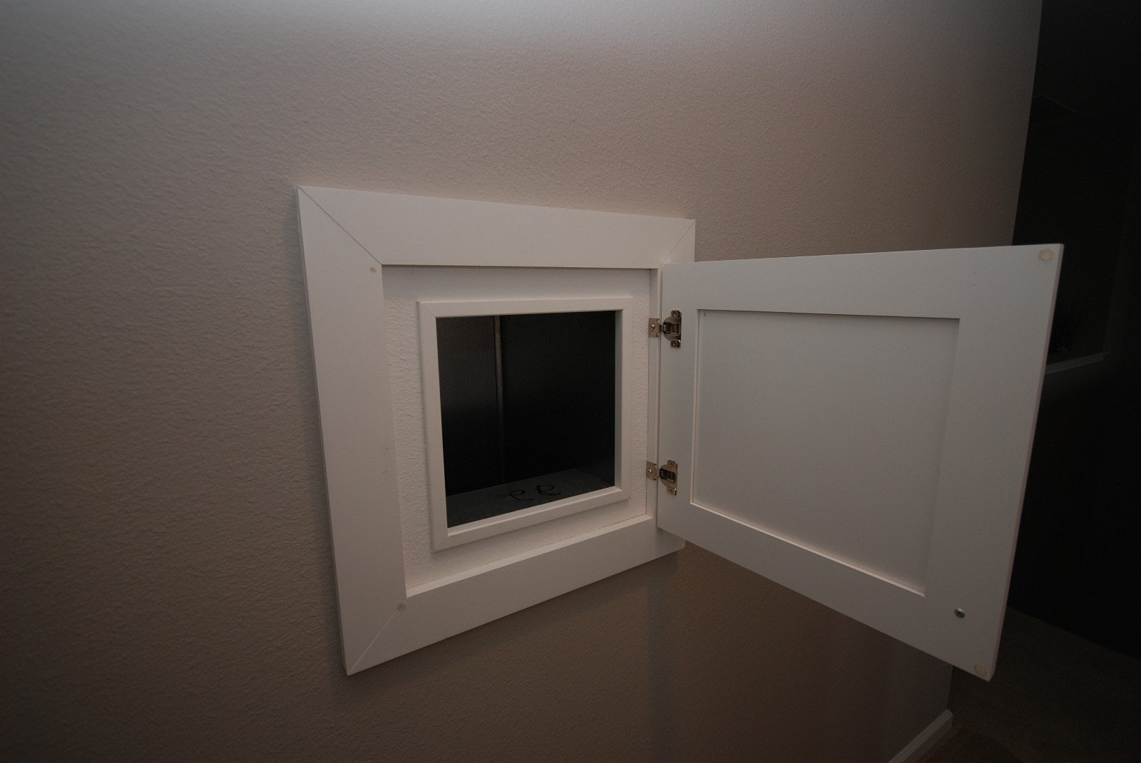 Skittentøysjakt fra 2. etg. Galleribilde