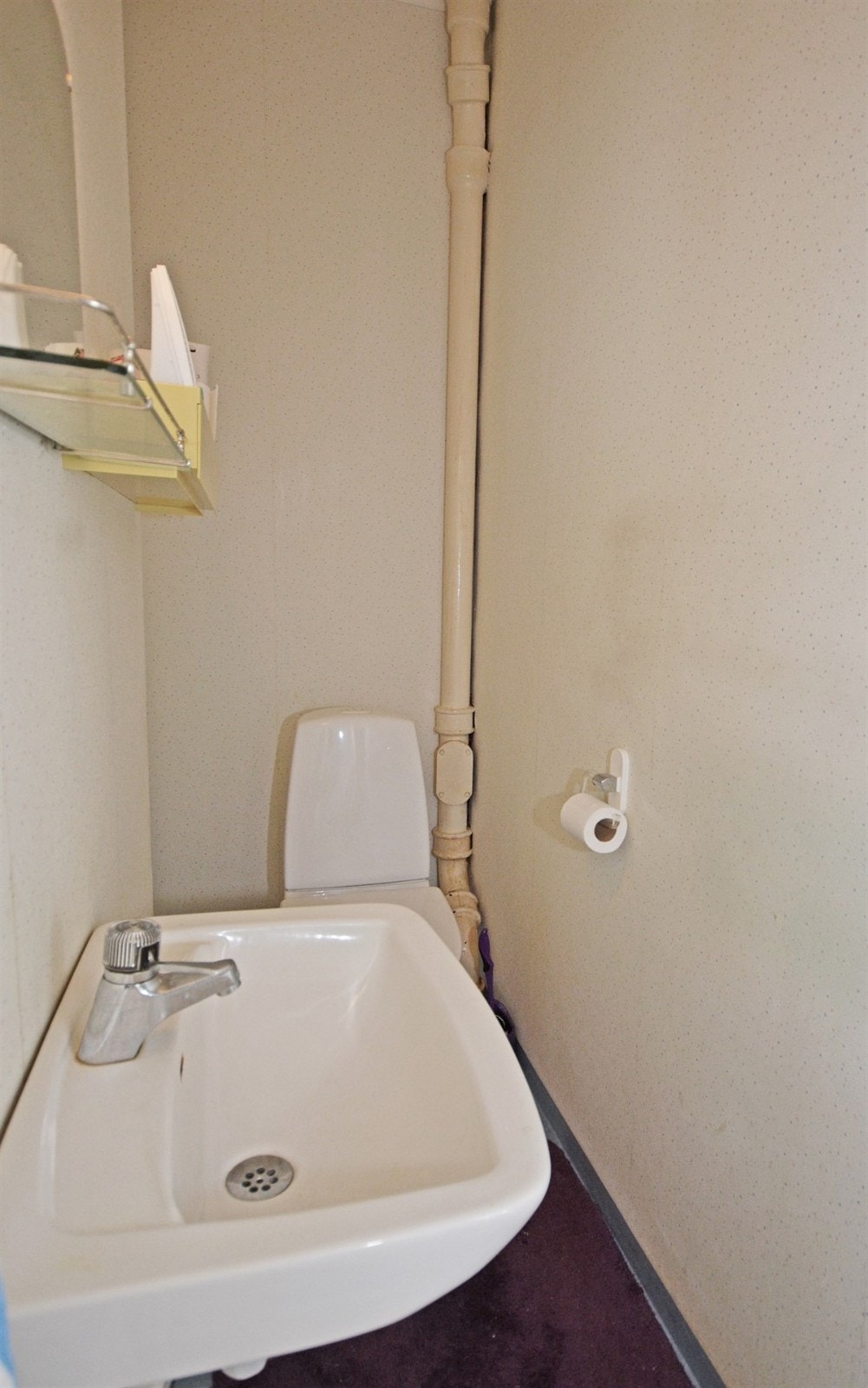 Gjestewc i 1 etg. Galleribilde