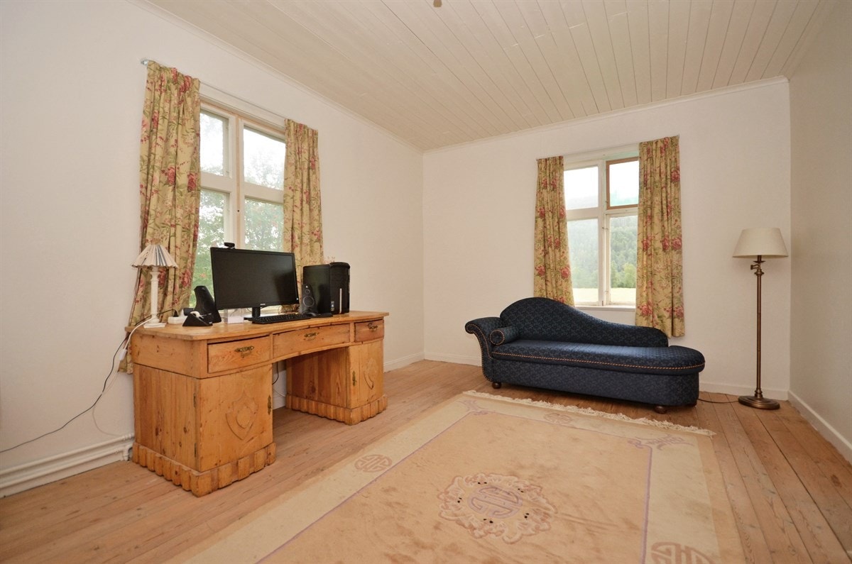 Soverom 2.etg. 1 av mange. Galleribilde