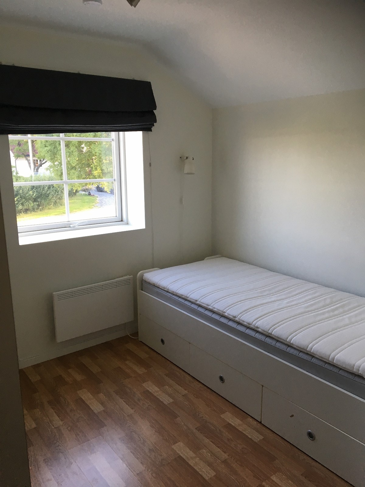 Soverom med eget bad Galleribilde