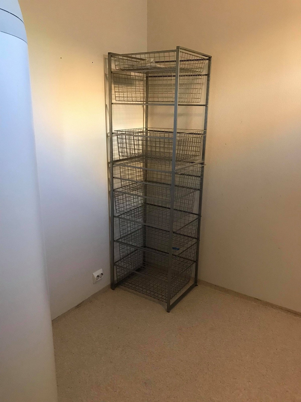 Vaskerom med god plass til lagring og tørking. Galleribilde