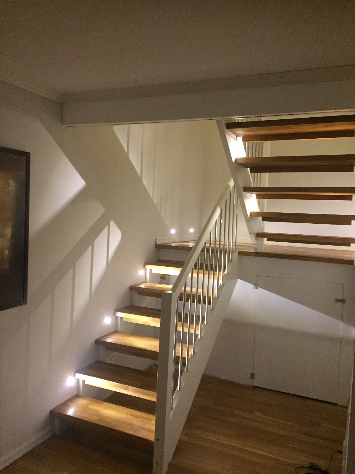 Trapp til 2. etasje Galleribilde