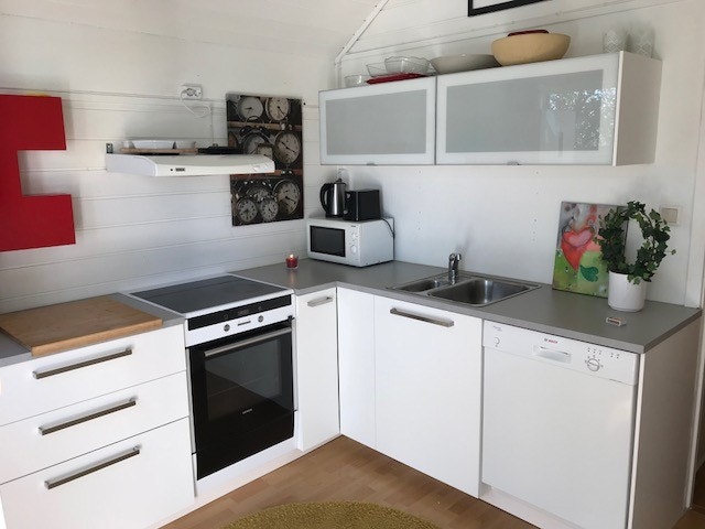 Kjøkken( med hems for ekstra lagring) Galleribilde