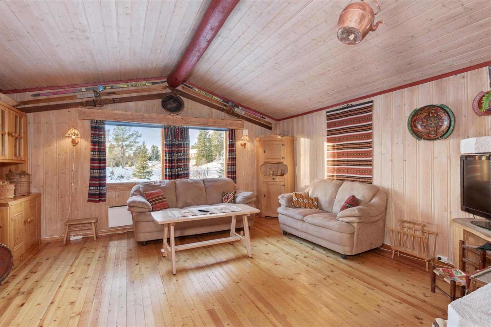 Lys og innbydende stue Galleribilde