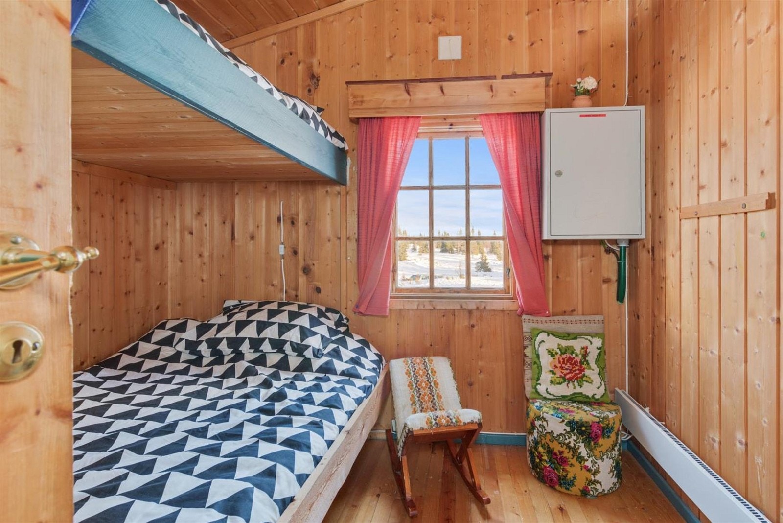 Soverom 2 med familiekøye Galleribilde