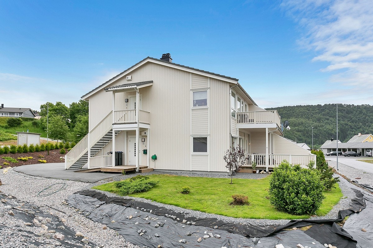 Fint laget til hageflekk utenfor leiligheten Galleribilde