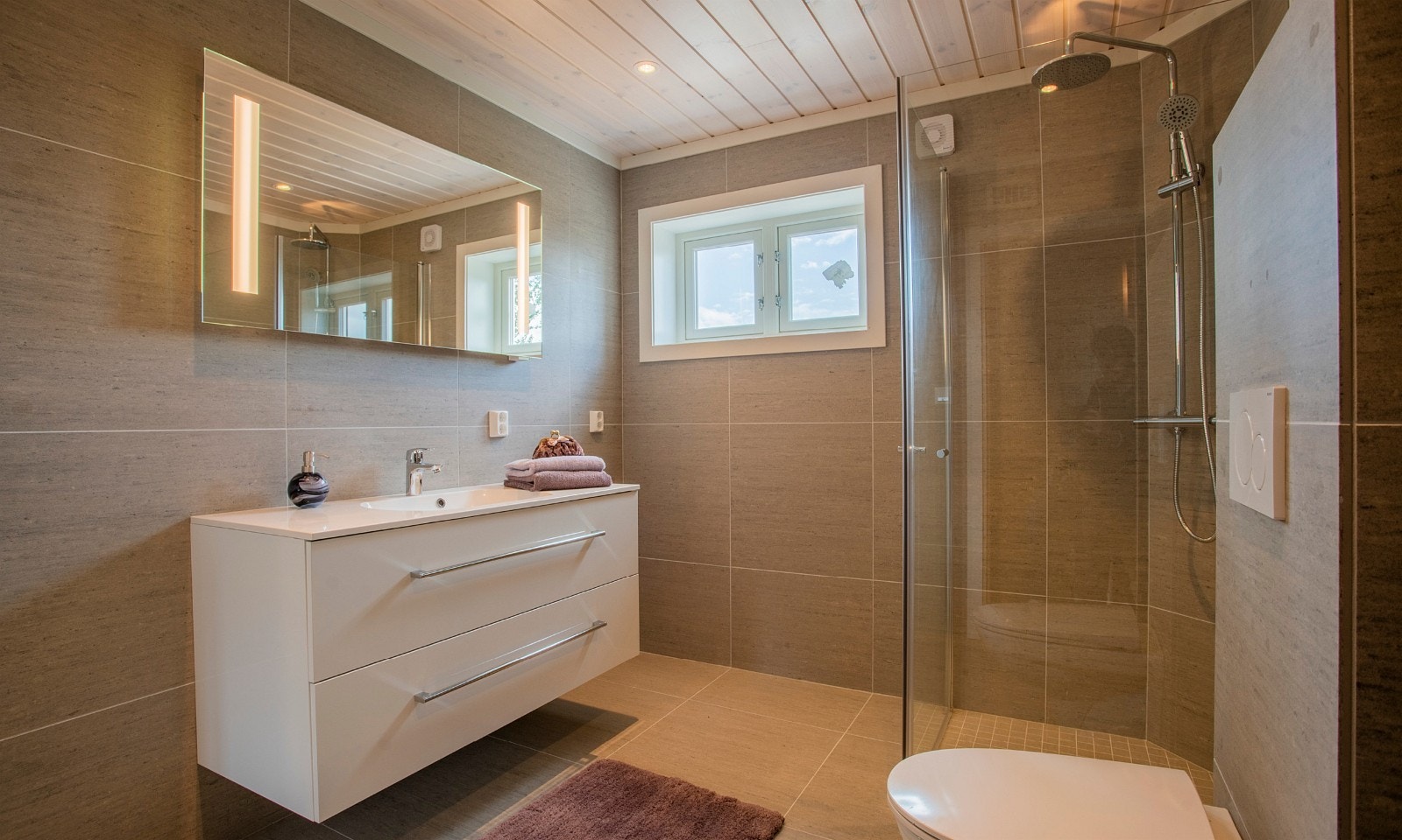 Stort bad Galleribilde