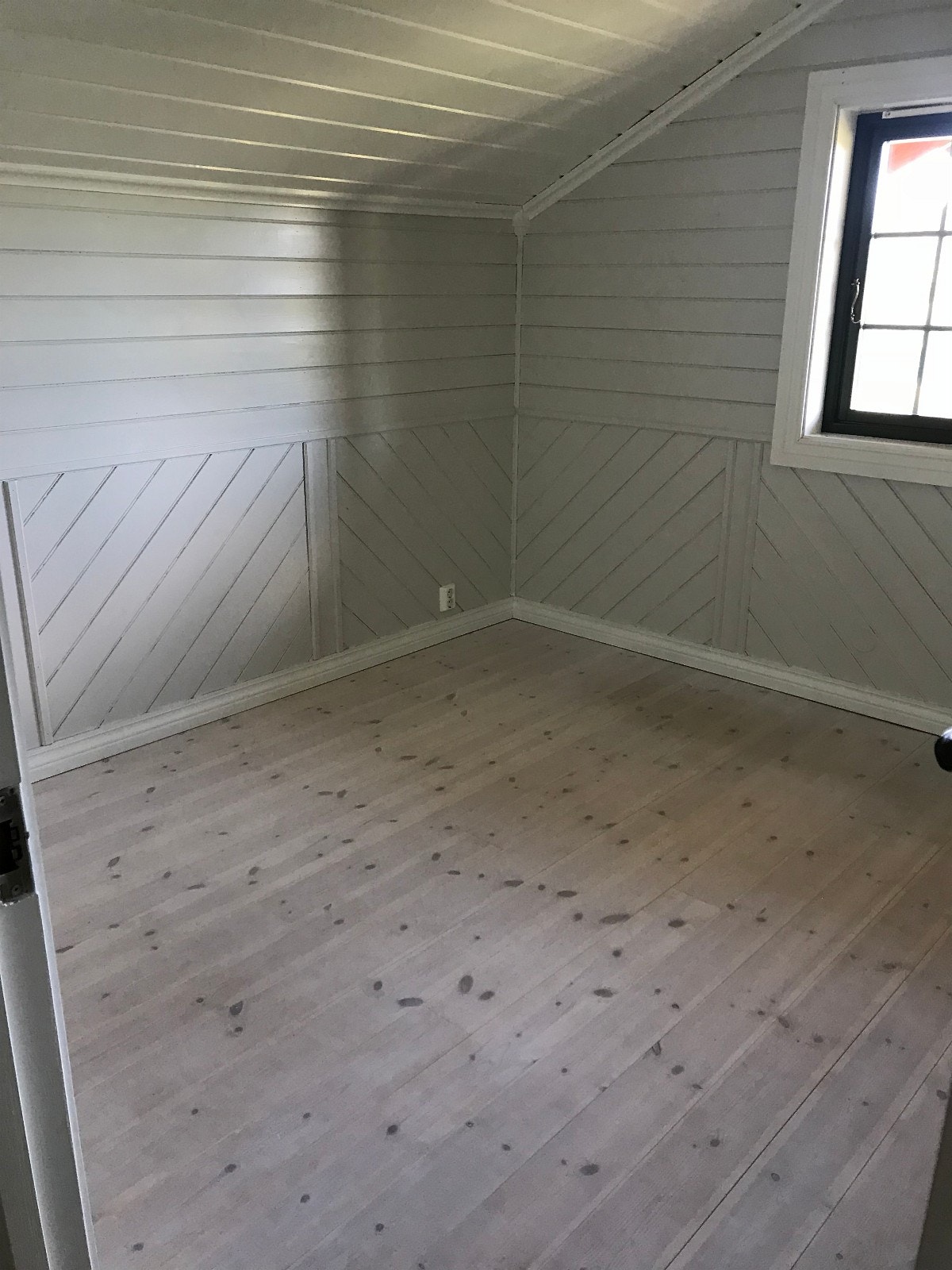 soverom 2.etg m utgang til balkong Galleribilde