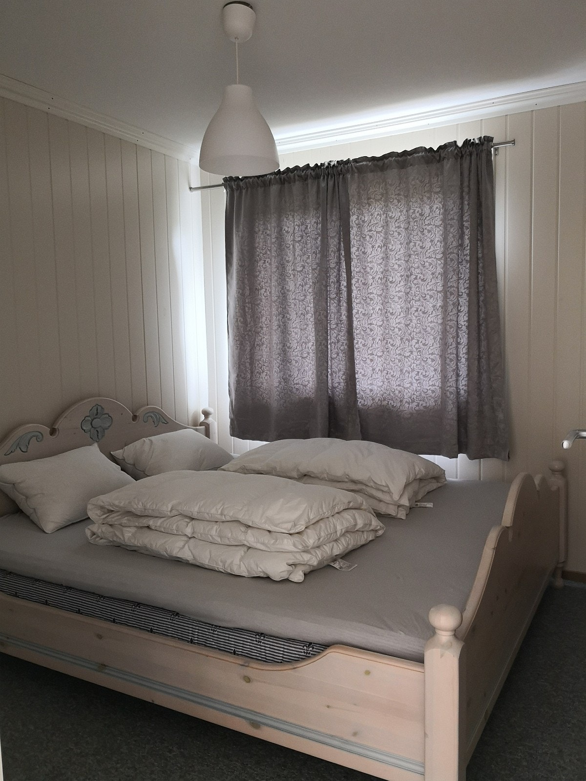 Soverom 1. Renovering av dette rommet nå Galleribilde