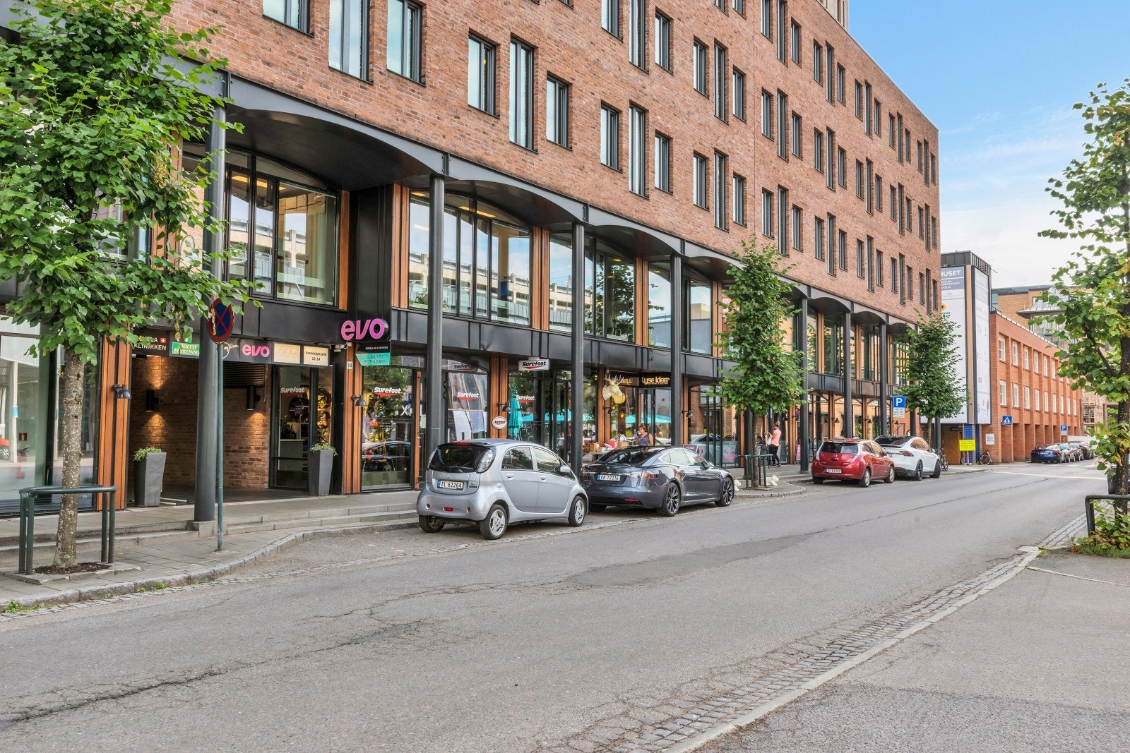 Over 50 butikker i nærområdet! Galleribilde