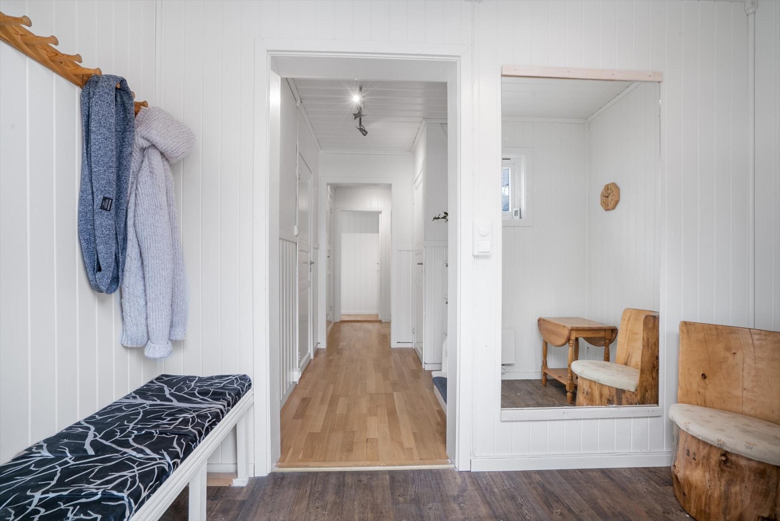 Entre / gang Galleribilde