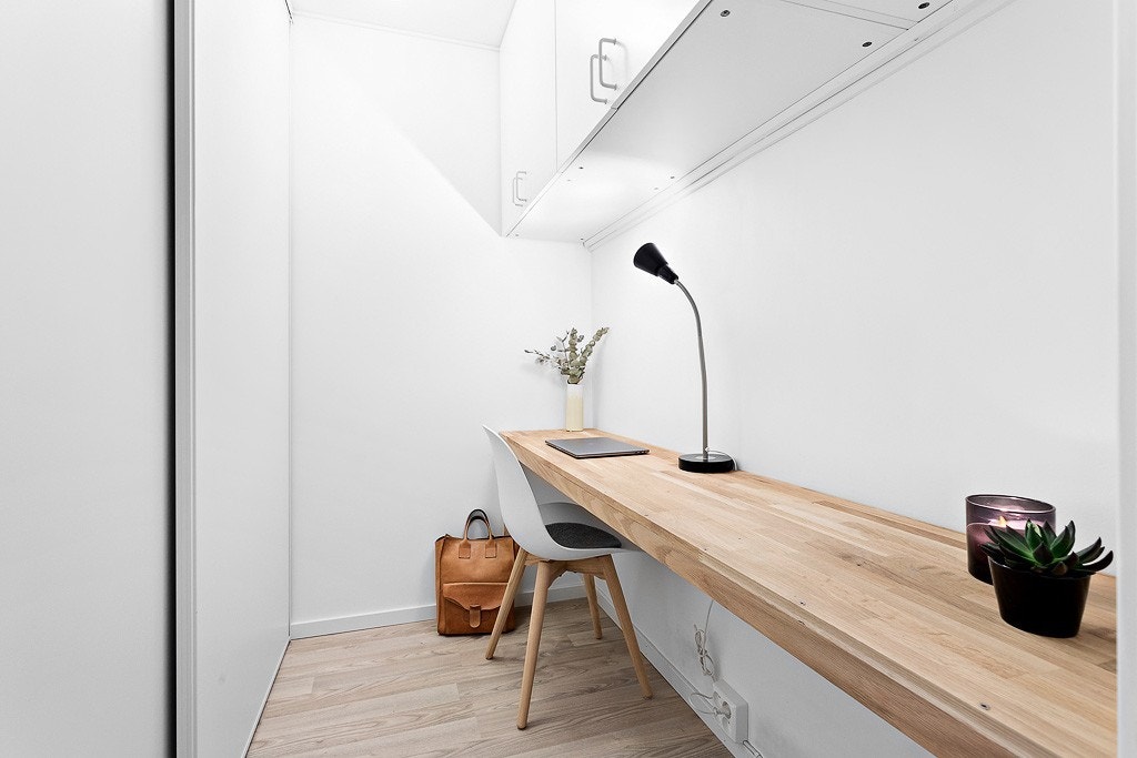 Garderobe og kontor Galleribilde