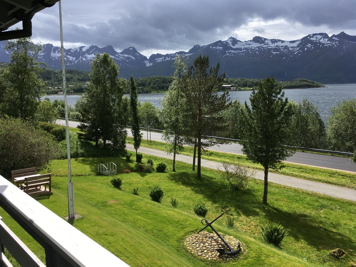 Utsikt fra verandaen Galleribilde