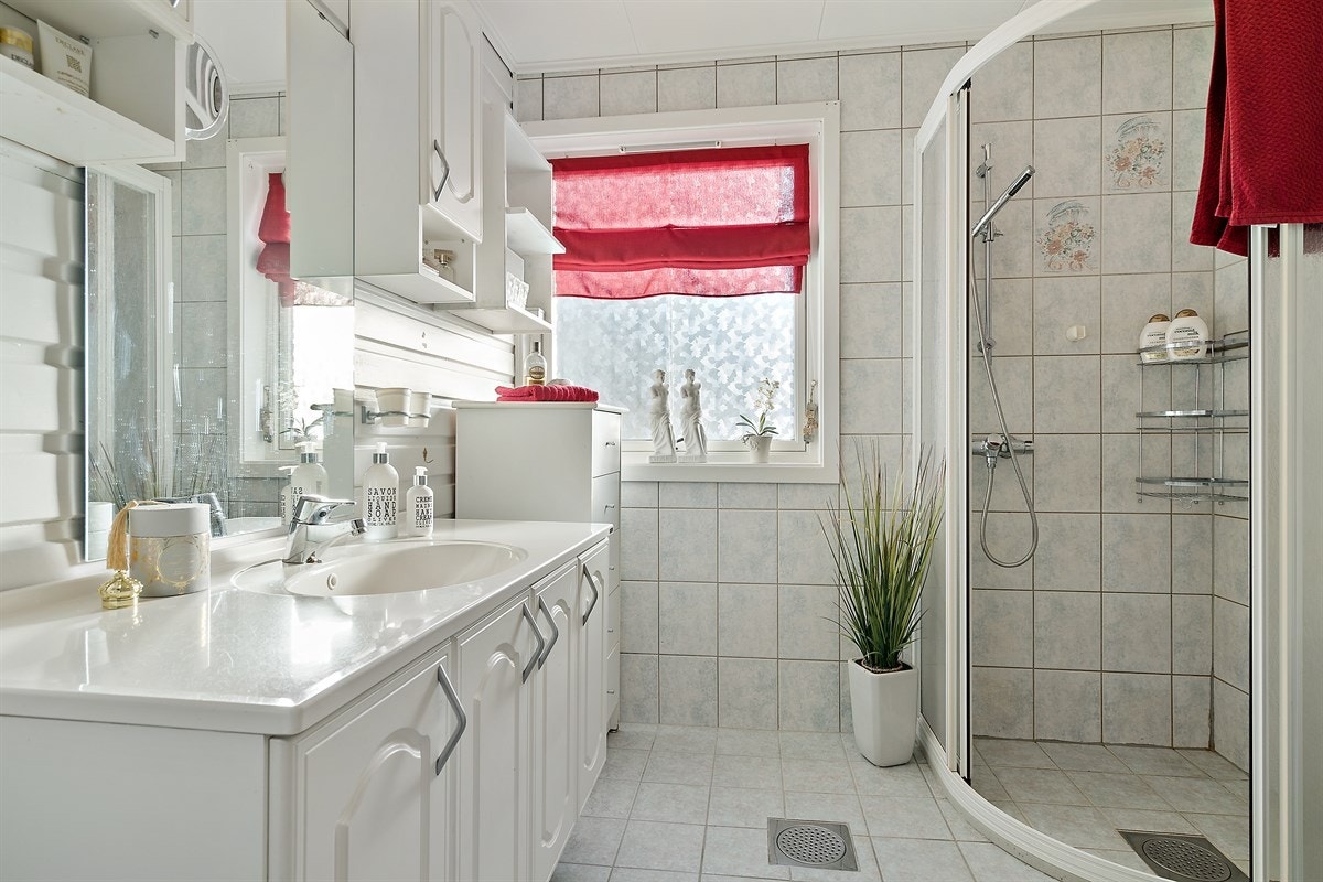 Badet Galleribilde