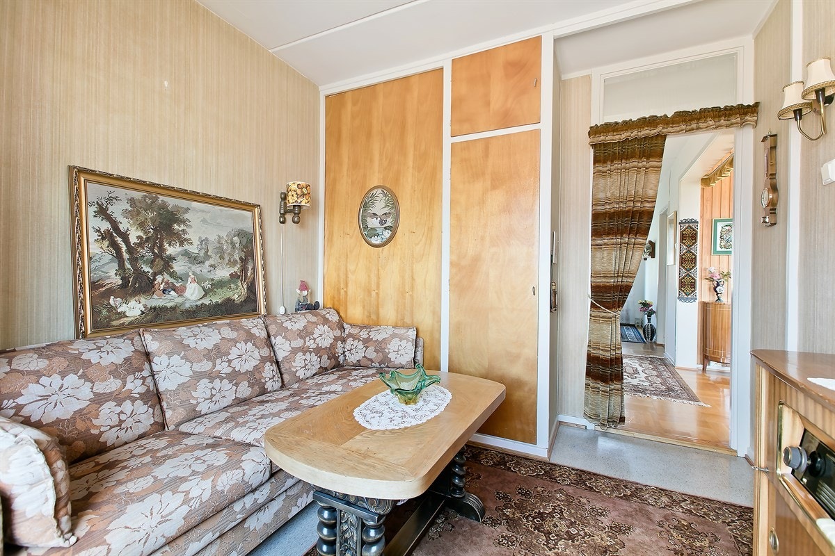 Integrert skap til oppbevaring Galleribilde